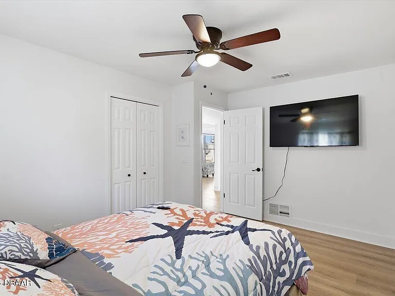 10 Flametree Ct — Photo 36