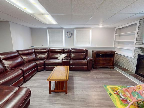 2nd image of 88 Betsey Williams Dr