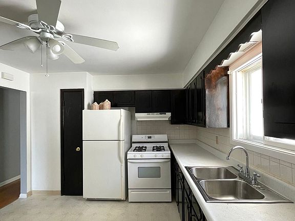 3rd image of 4768-4770 Birchwood Ave