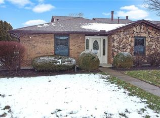 587 Pine Needles Dr, Dayton, OH 45458