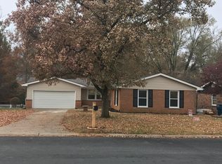2613 Westminister Dr, Saint Charles, MO 63301