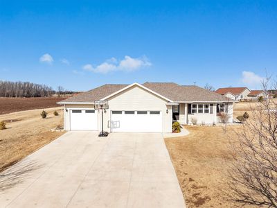 W7170 Englewood Dr, Greenville, WI, 54942