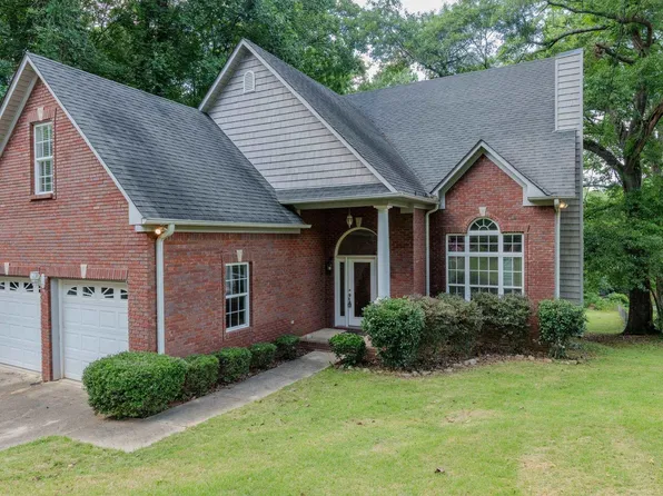 21122 Vicki Dr, Mc Calla, AL 35111