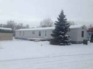 3207 Twin City Dr SE, Mandan, ND 58554