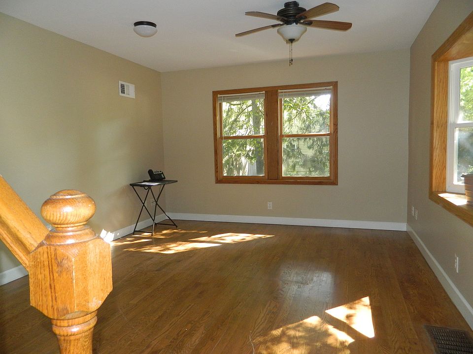 2nd image of 529 Barron Blvd
