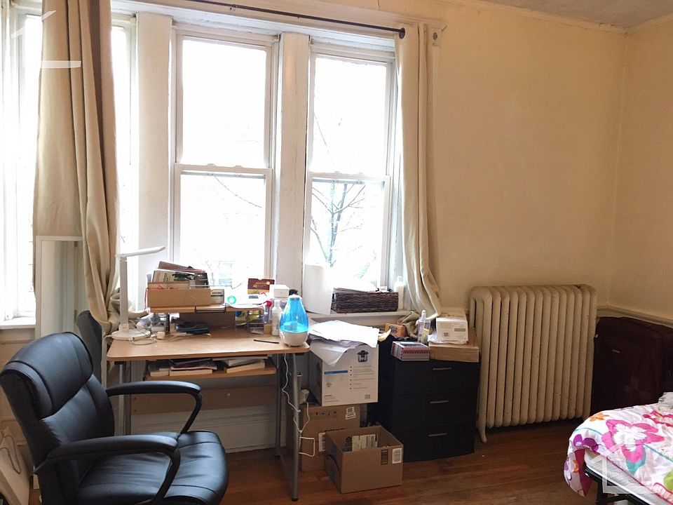 1st image of 51 Egmont St APT 3B