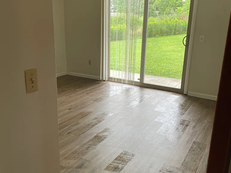 6 Springbrook Cir #B — Photo 3