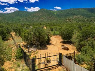 90 Metzger Dr, San Jose, NM 87565