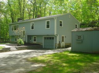 49 Ironworks Rd, Clinton, CT 06413