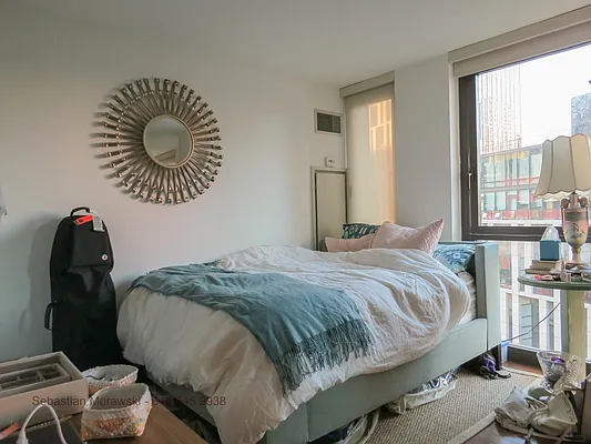 Rented by Bold New York | media 17