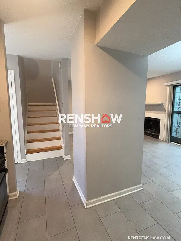 2 bed, 2.0 bath, 1362 sqft, $1,000 — Photo 2