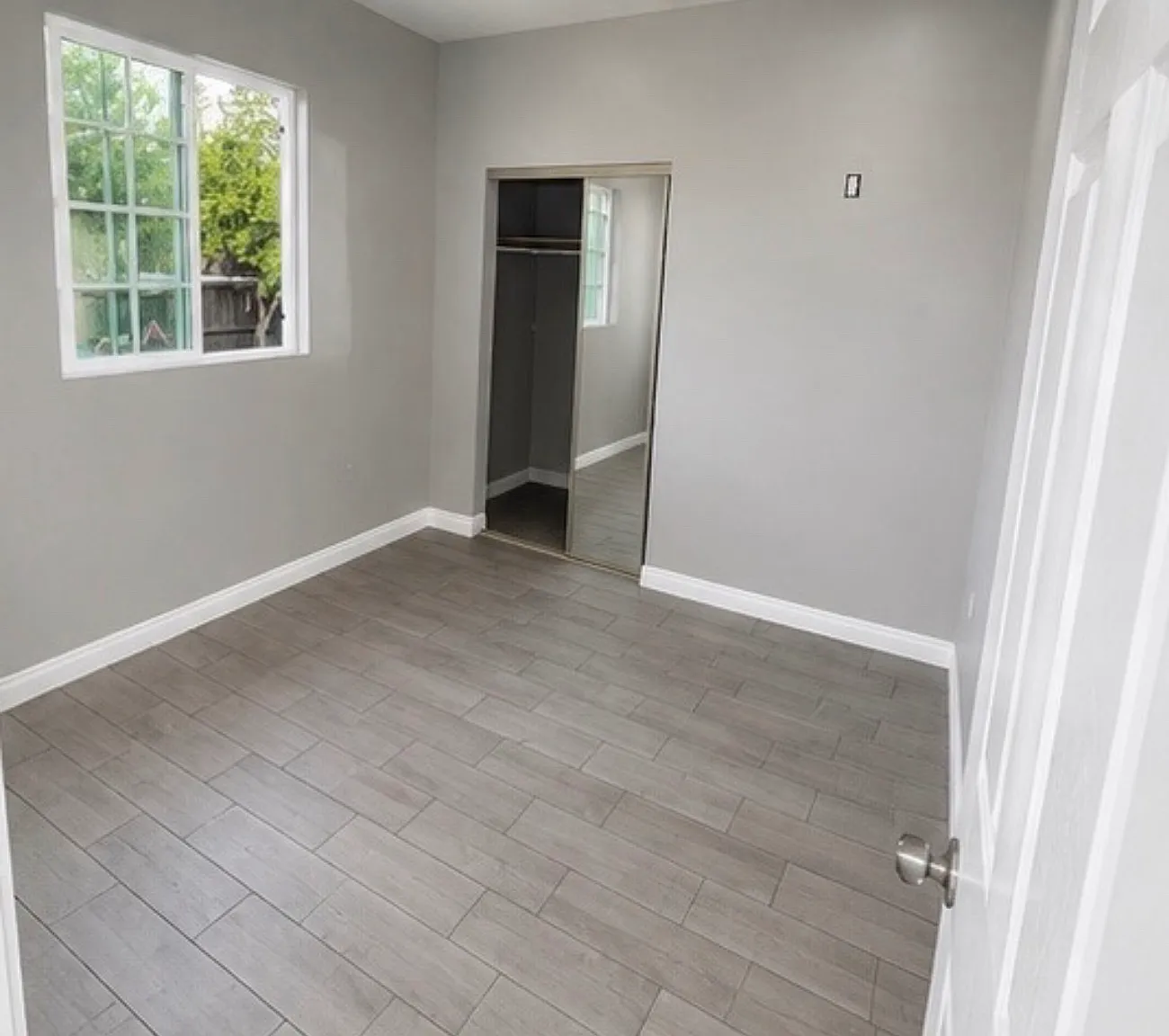 2 bed, 600 sqft, $2,800 — Photo 2