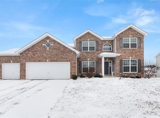 119 Forest Oaks Dr, Caseyville, IL 62232