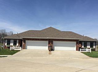 138 Winterfield Cir, Cape Girardeau, MO