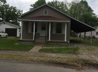 704 N Adams St, West Frankfort, IL 62896