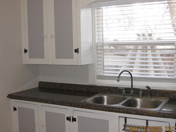 3rd image of 1370 Jersey St