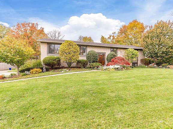 3rd image of 7537 Kennesaw Dr