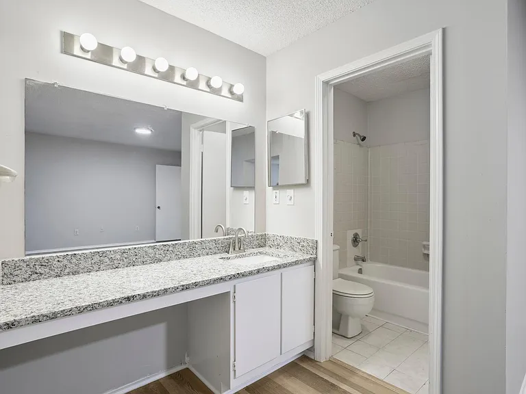 2607 Huntingdon Chase #2607 — Photo 13