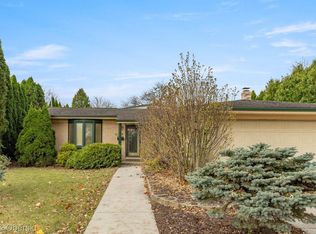 11374 Afton Rd, Southgate, MI 48195