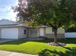 3360 S Stonehaven Dr, Ammon, ID 83406