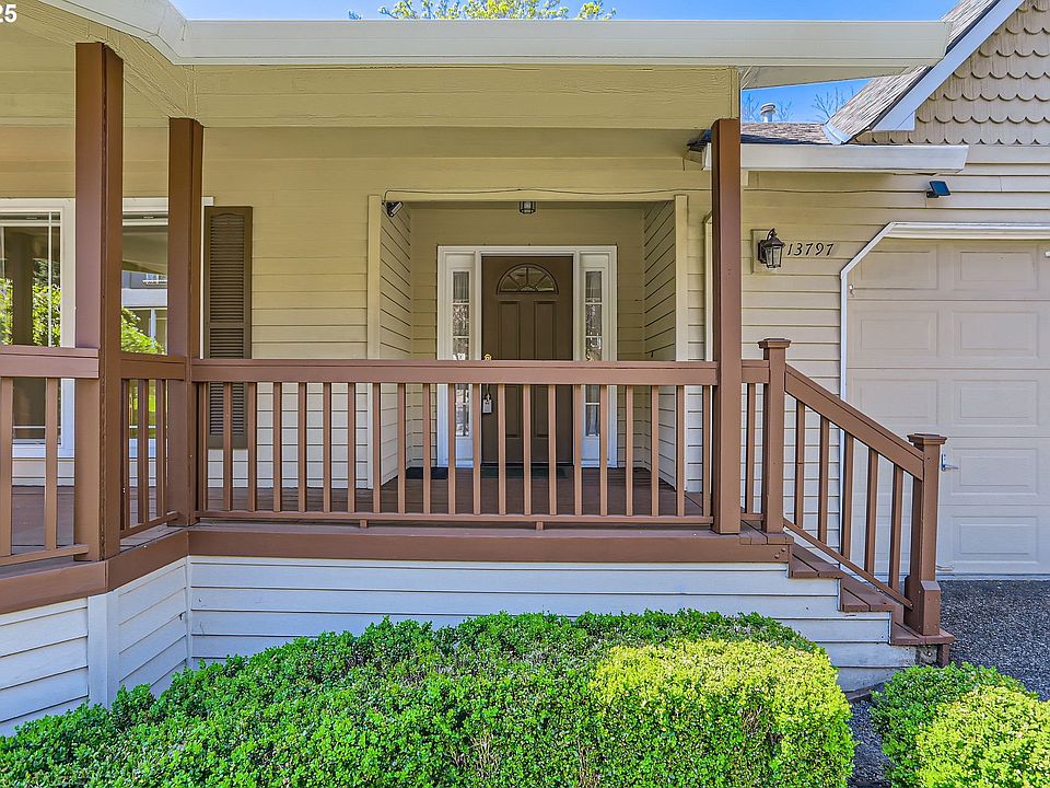 13797 SE 141st Ave, Clackamas, OR 97015 | Zillow