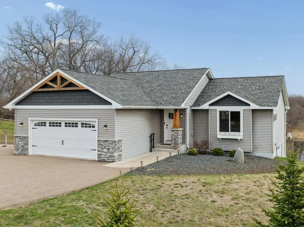 1065 70th Ave, Roberts, WI 54023