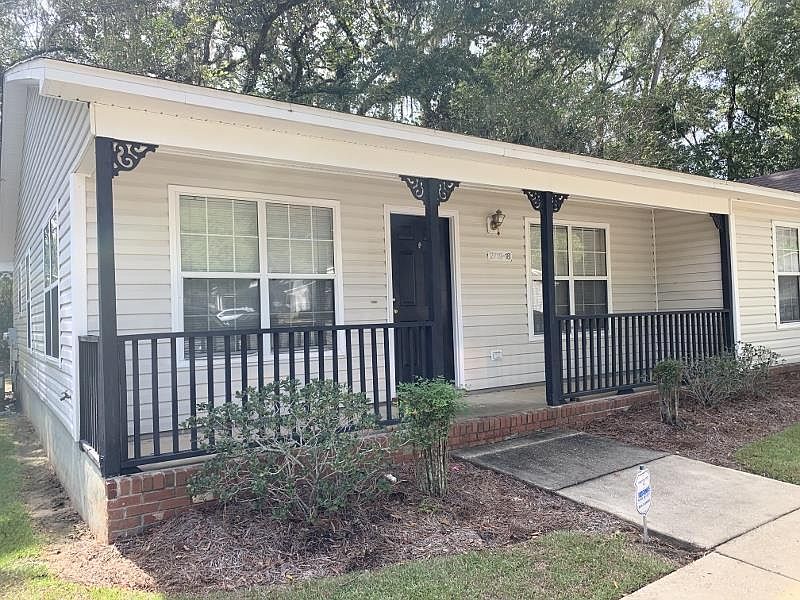 1st image of 2305 Garland Ct #2
