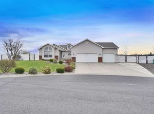 18710 E 9th Ct, Greenacres, WA 99016