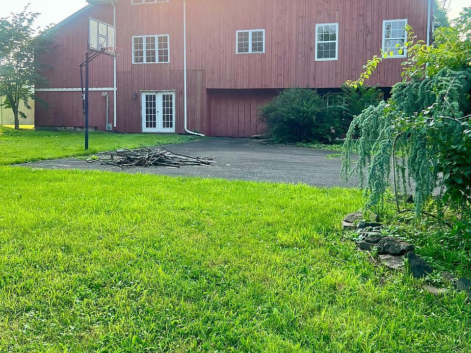 2416 Hilltown Pike, Perkasie, PA 18944 Zillow