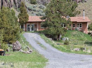 54 Orion Way, Emigrant, MT 59027