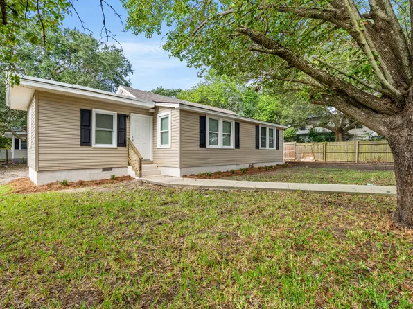 405 12 Th Ave South #4, Myrtle Beach, SC 29577