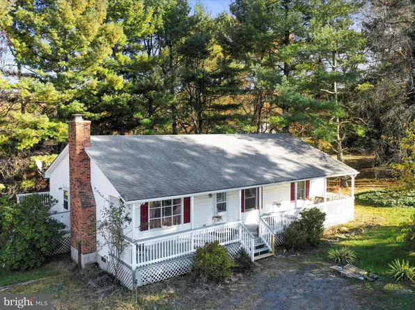 383 Cardinal Dr, Front Royal, VA 22630
