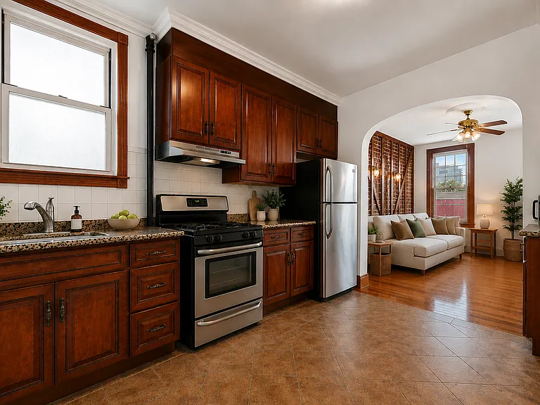 688 Manhattan Ave #4R — Photo 3