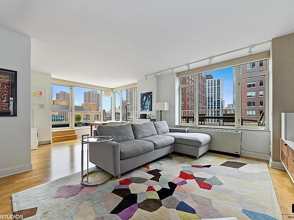 4th image of 325 N End Ave APT 17D