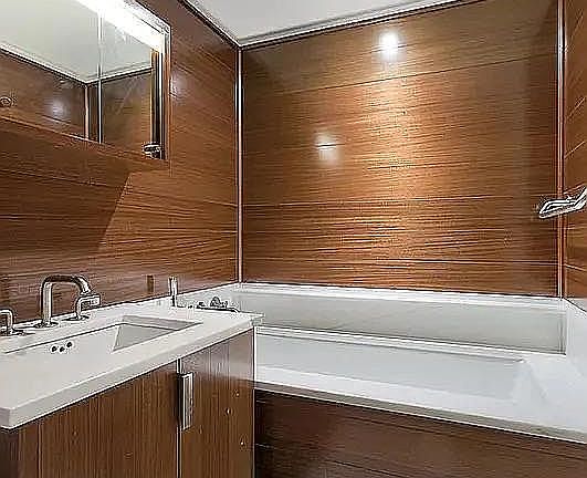 4th image of 60 Riverside Blvd APT 1707