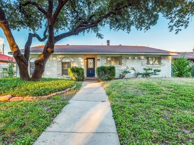 3134 Rainbow Dr, Grand Prairie, TX, 75052