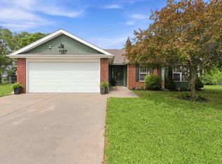 1104 Marshall Cir, Junction City, KS 66441