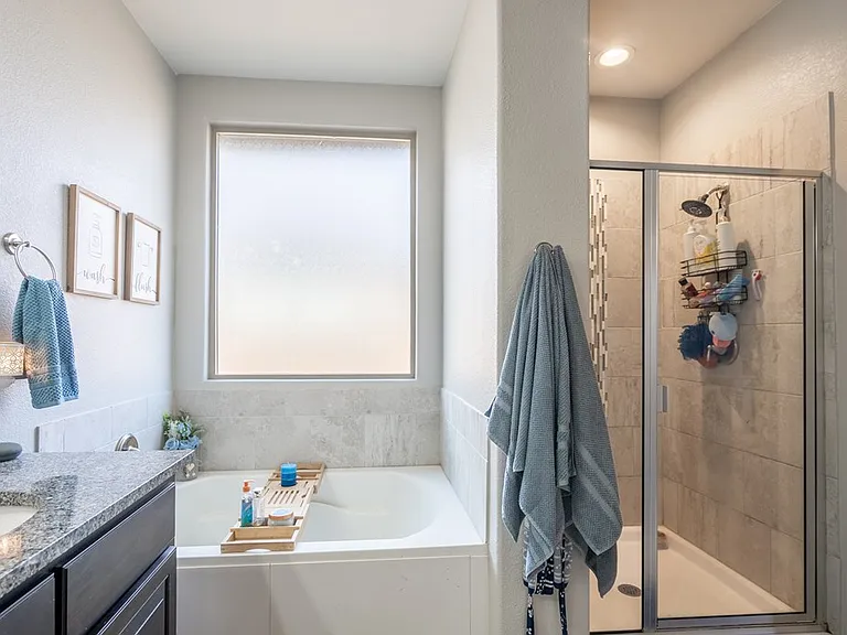 6614 Jamestown St — Photo 19