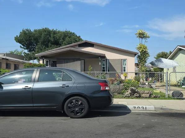 7931 Holmes Ave, Los Angeles, CA 90001