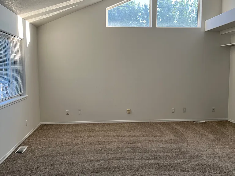 1511 S Londoner Ave — Photo 7