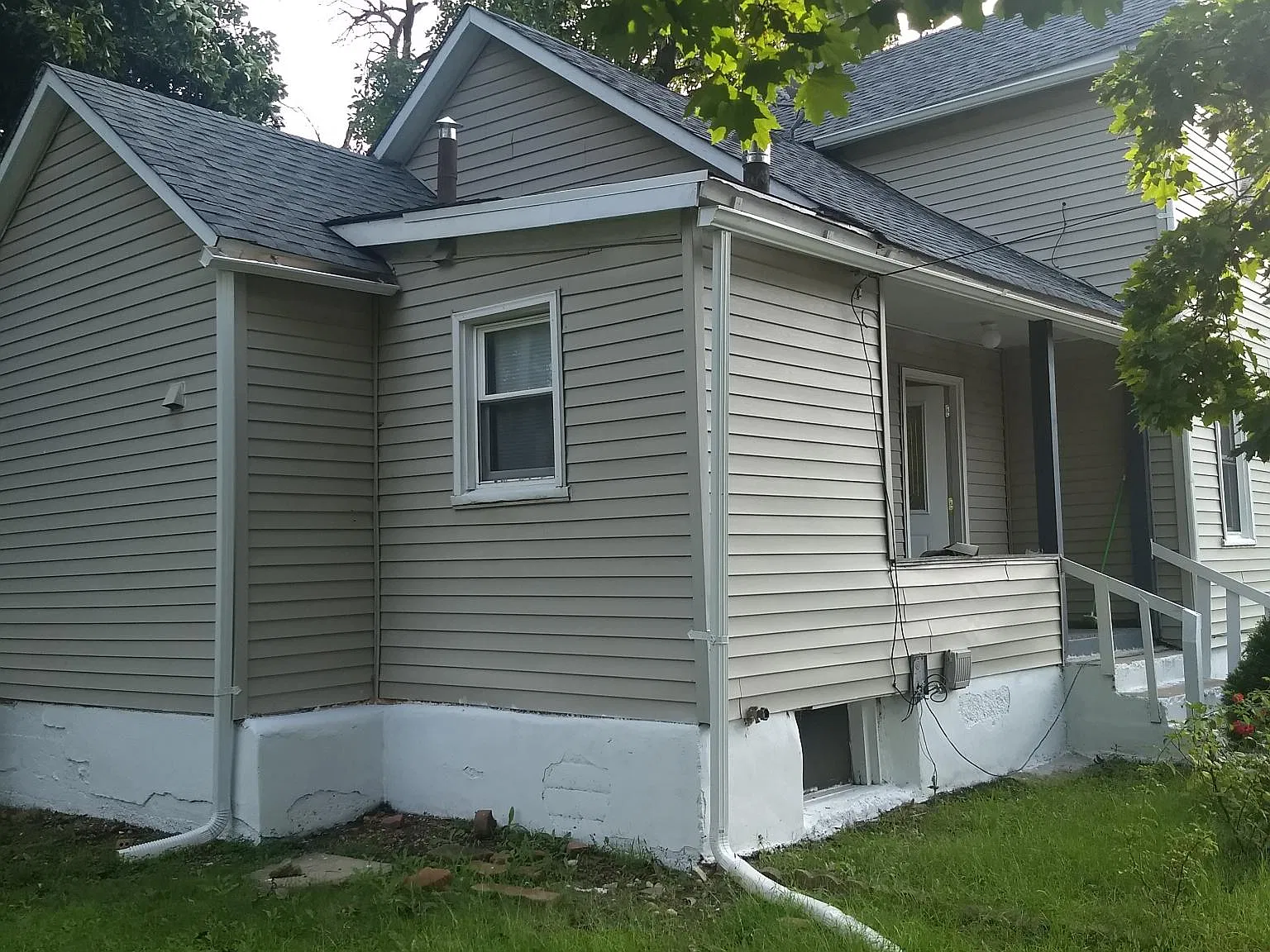 4 bed, 1550 sqft, $1,900 — Photo 2