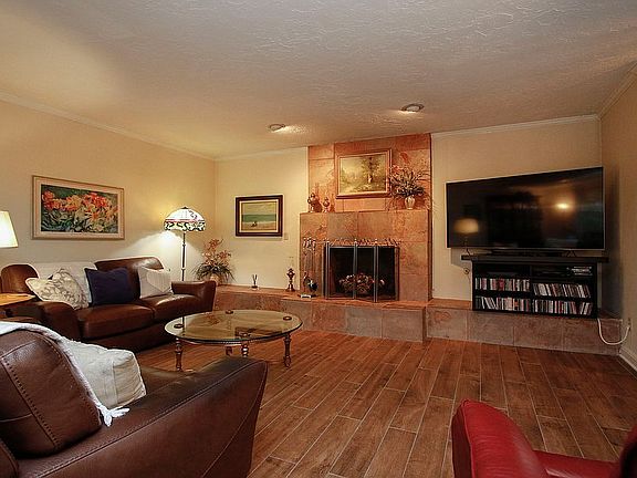 3rd image of 13618 E Cypress Forest Dr