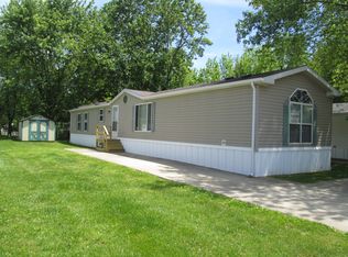 106 Arapaho Dr, Belleville, IL 62220