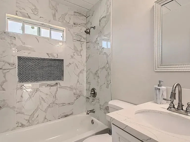 3146 S Bonita St — Photo 4