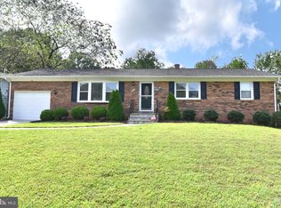 910 Juliet Ln, Arnold, MD 21012