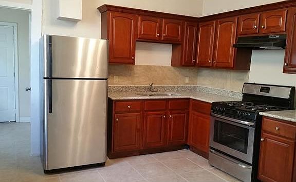 3rd image of 619 Washington Ave