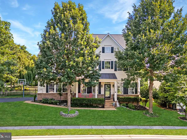 23128 Stockham Way, Ashburn, VA 20148