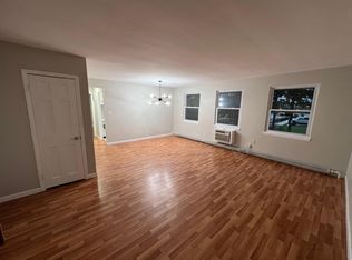 13829 Cedar Rd APT 206, Cleveland, OH 44118