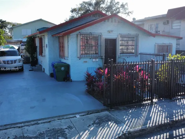 1832 SW 3rd St, Miami, FL 33135