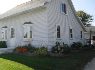 17828 County Rd R, Denmark, WI 54208